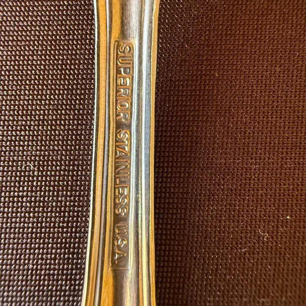 Vtg Superior Stainless USA 39 Pc Flatware Set Floral Pattern w‎ Serving
